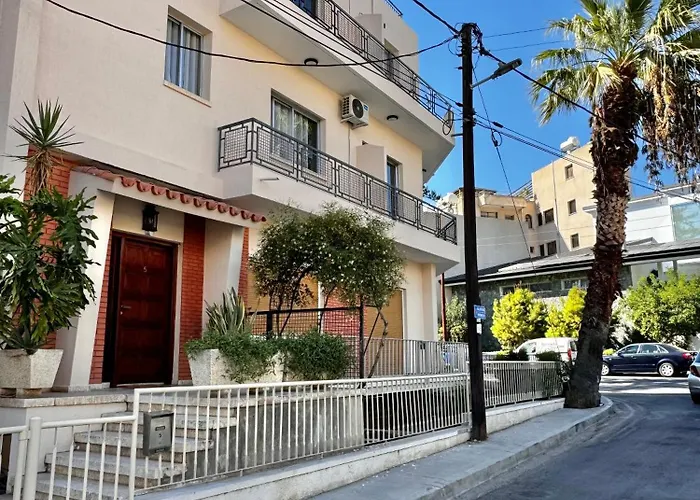 Smart Comfort Studion5 Private Kitchenette Bathroom Beach 250M Marina Port Old City 900M