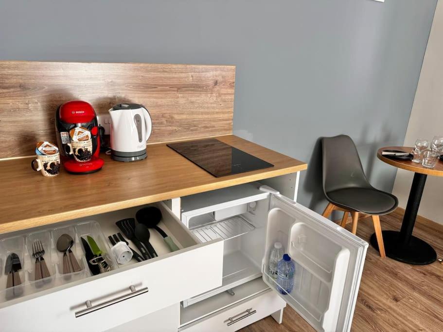 Smart Comfort Studion5 Private Kitchenette Bathroom 250m Marina Port Old 900m Limassol
